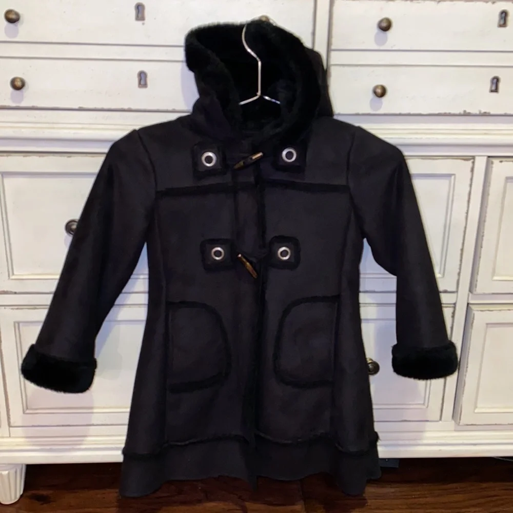 Rothschild black coat with hood warm soft cozy interior zipper closure M (5-6)​​